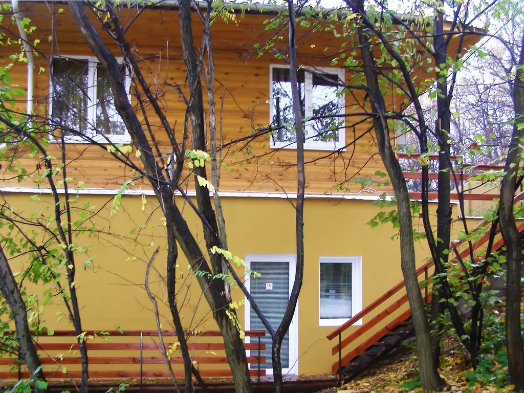 Отель Гостевой дом Дача Салтов Staryy Saltiv Экстерьер фото